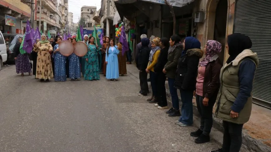 Bi boneya 8'ê Adarê rêzeçalakî hatin lidarxistin