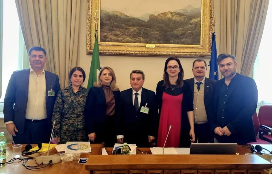 Nûnerên Rêveberiya Xweser bi parlamenterên Îtalyayê re civiya