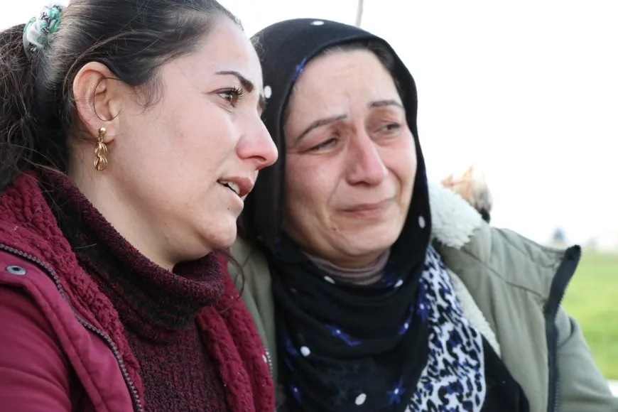 Dayikên şehîdan hatin xelatkirin û mûm li pakrewangeha hatin pêxistin