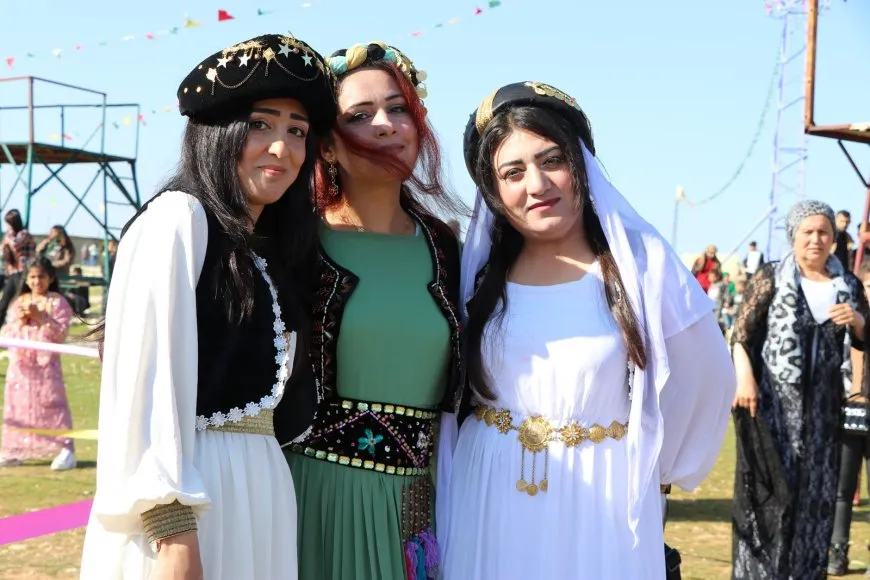 Gel diherike qadên çalakiyan