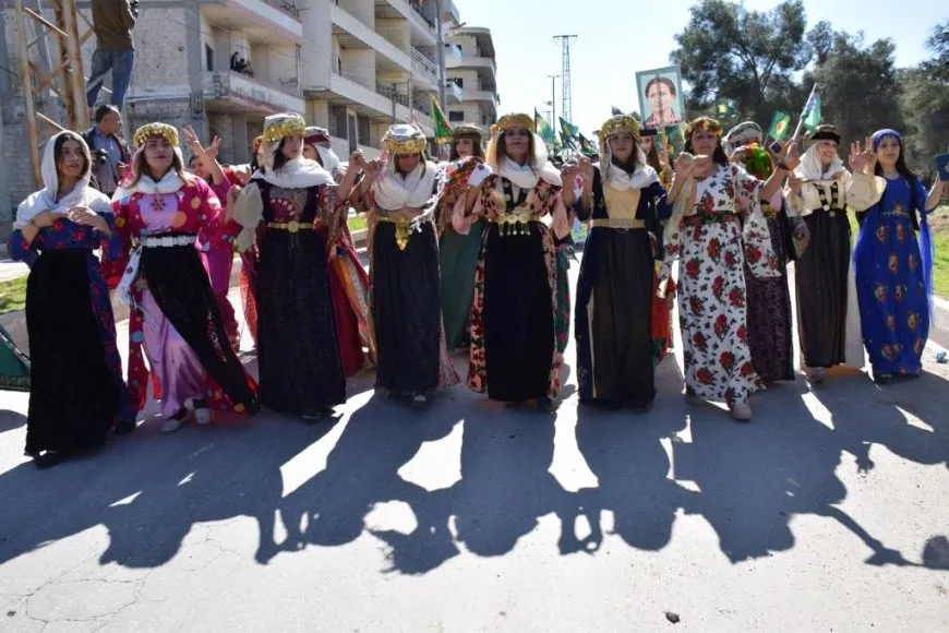 Li Kobanê coşa 8’ê Adarê