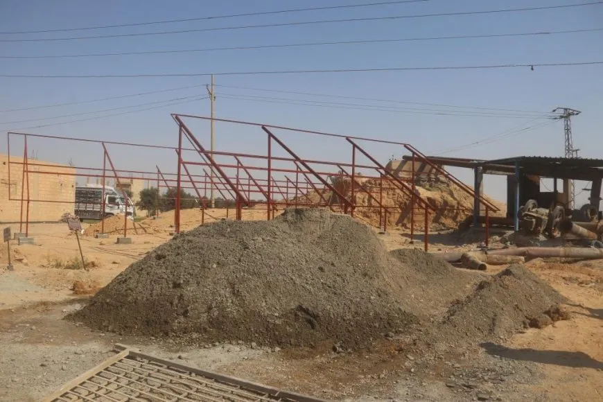 Projeyên enerjiya tavê ji 10 hezar donim zeviyên li Dêrazorê re avê peyda dikin
