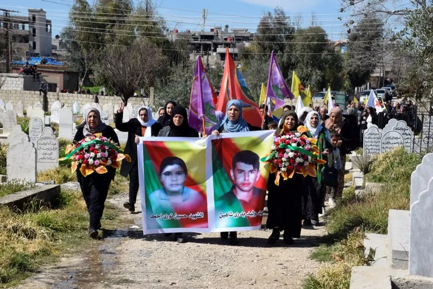 Şehîdên Serhildana Qamişloyê hatin bibîranîn