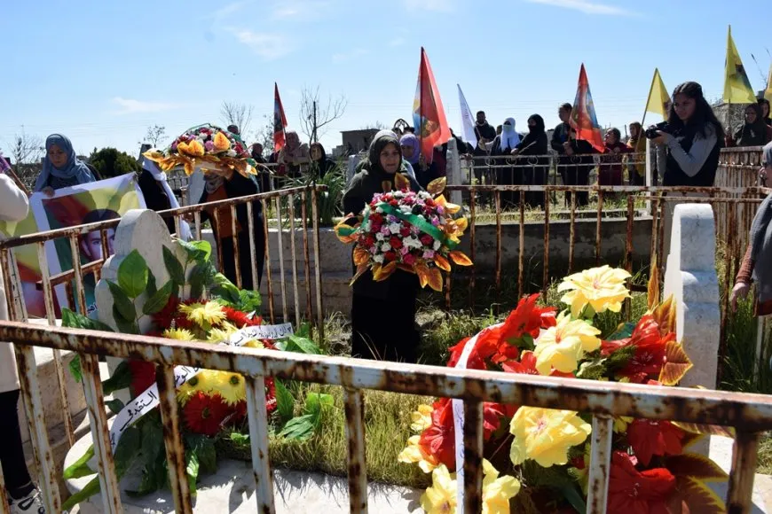 Şehîdên Serhildana Qamişloyê hatin bibîranîn