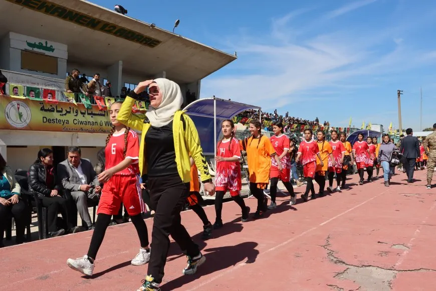 Ji cihê çirûska Serhildana 12'ê Adarê: Em ê fitneyan têk bibin