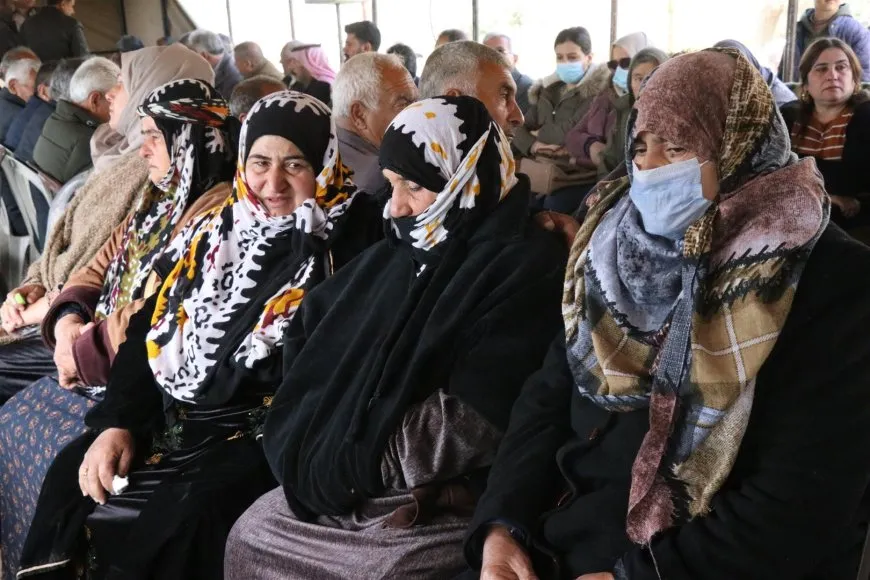 Xelkê Amûdê sersaxî da malbata şehîd Rohat Hesekê