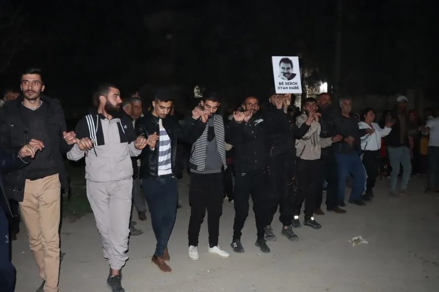 Li Qamişlo û Çilaxa agirê Newrozê hat pêxistin