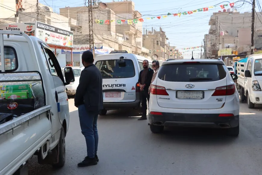 Ji bo qurbaniyên komkujiya Helebceyê jiyan 5 deqeyan rawestiya