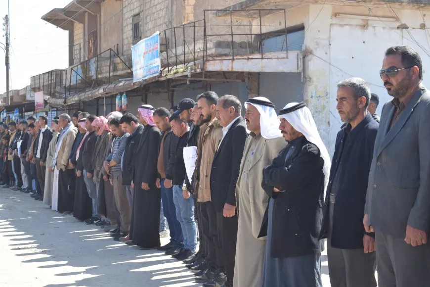 Ji bo qurbaniyên komkujiya Helebceyê jiyan 5 deqeyan rawestiya