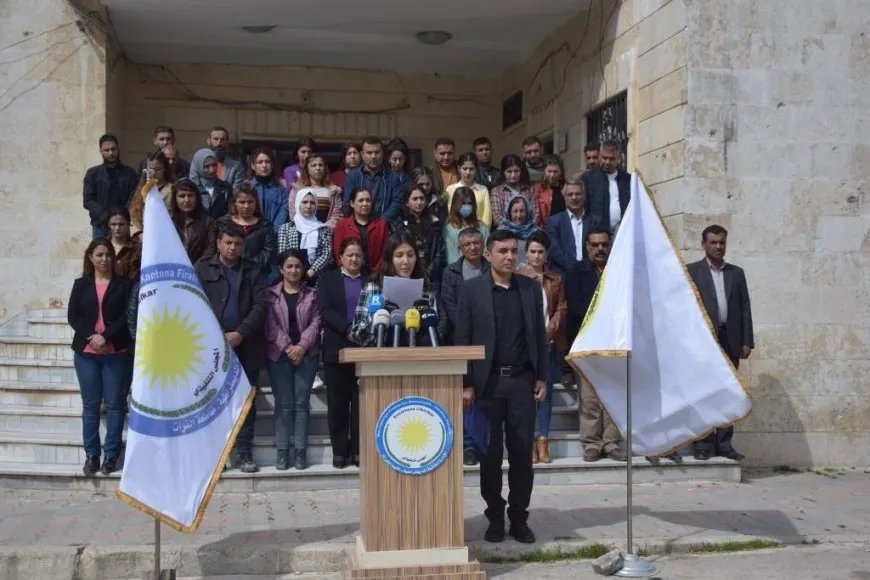 Rêveberiya Kantona Firatê qurbaniyên komkujiya Helebceyê bi bîr anîn