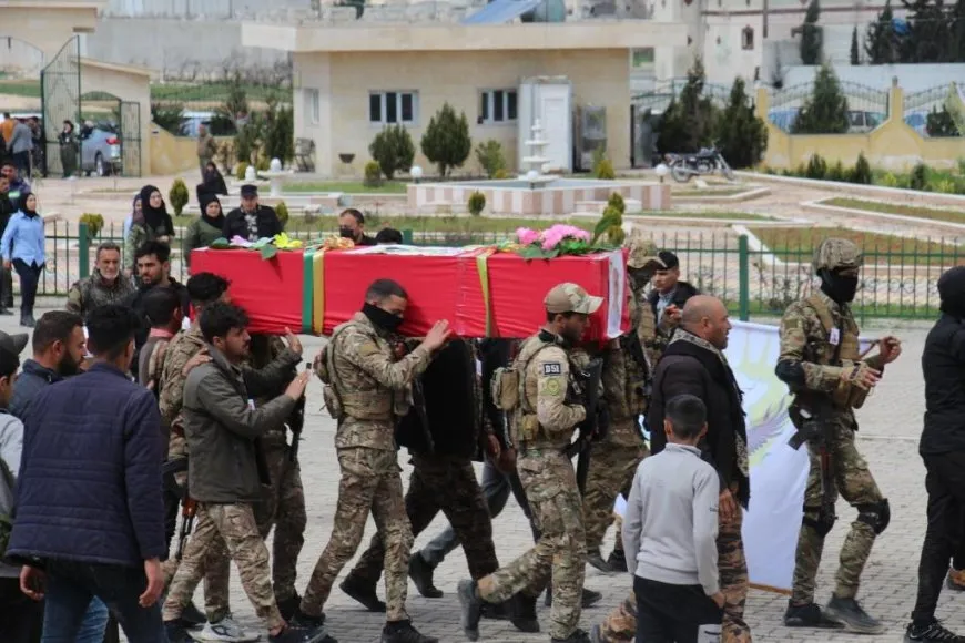 Hêzên Cebhet El Ekrad şehîdek oxir kir