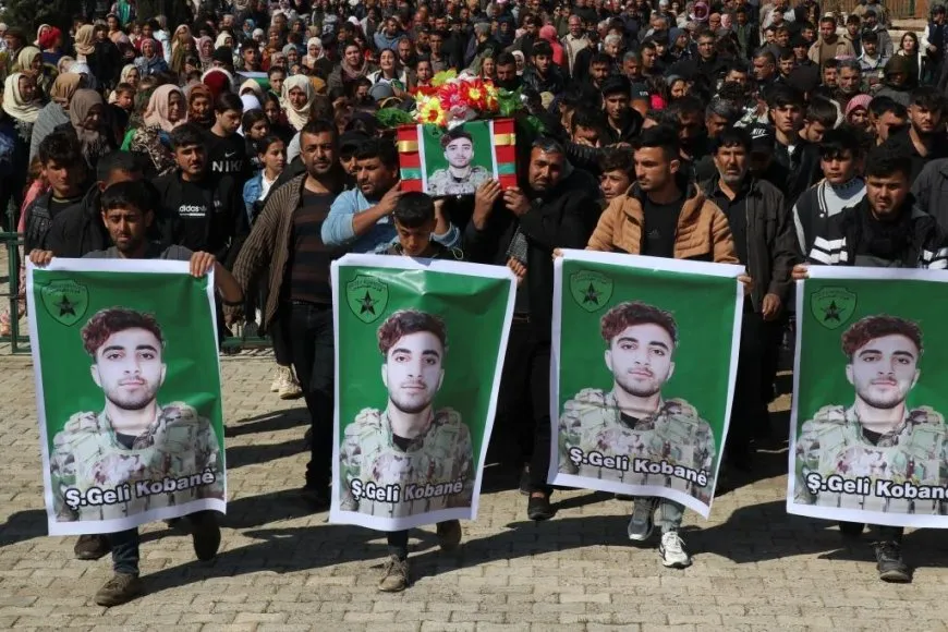 Şêniyên kantona Firatê şehîd Gelî Kobanê oxir kir