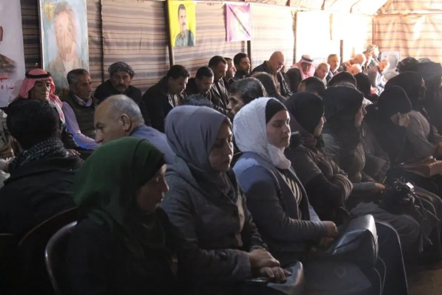 Şêniyên Minbicê sersaxî da malbata şehîd Ehmed El Kurdî