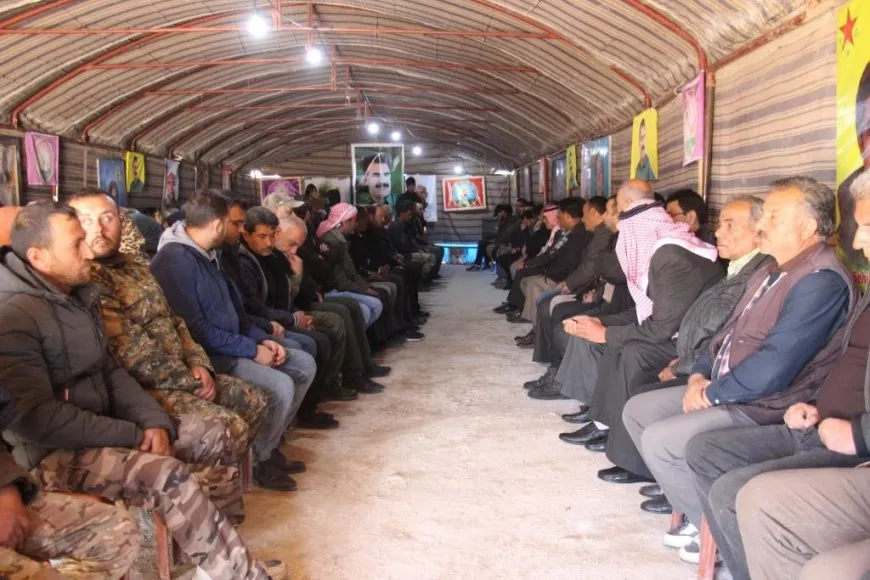 Şêniyên Minbicê sersaxî da malbata şehîd Ehmed El Kurdî