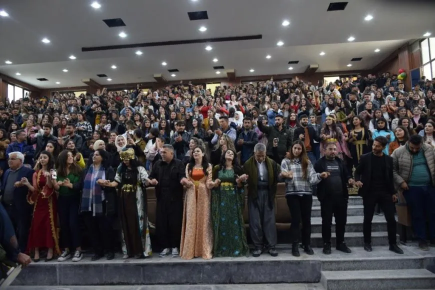 Li kantonên Bakur û Rojhilatê Sûriyeyê çalakiyên Newrozê