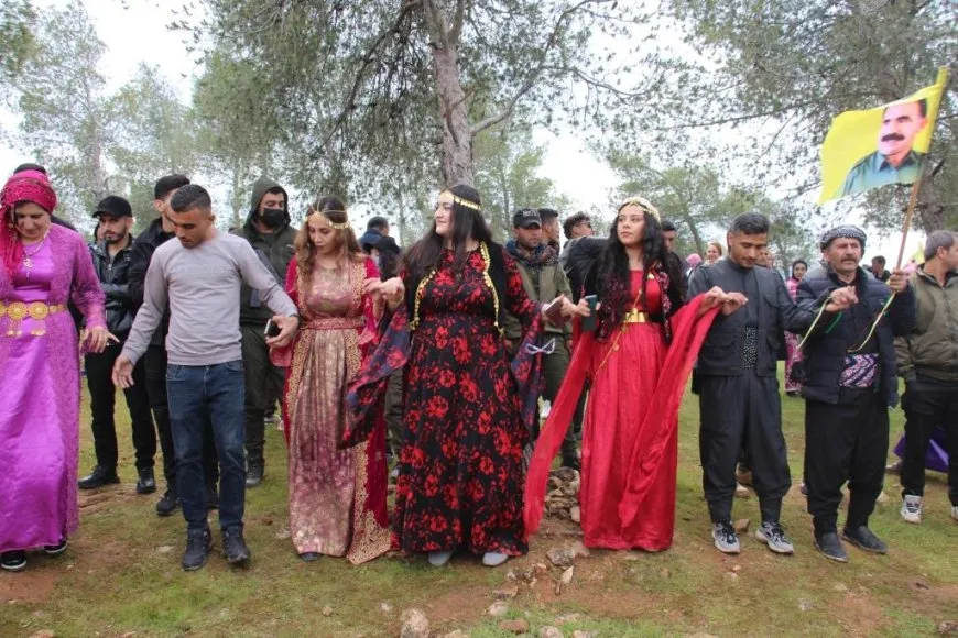 Pêkhateyên Minbicê Newroz pîroz kir