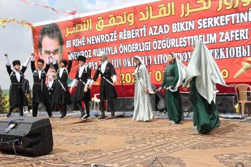 Pêkhateyên Minbicê Newroz pîroz kir