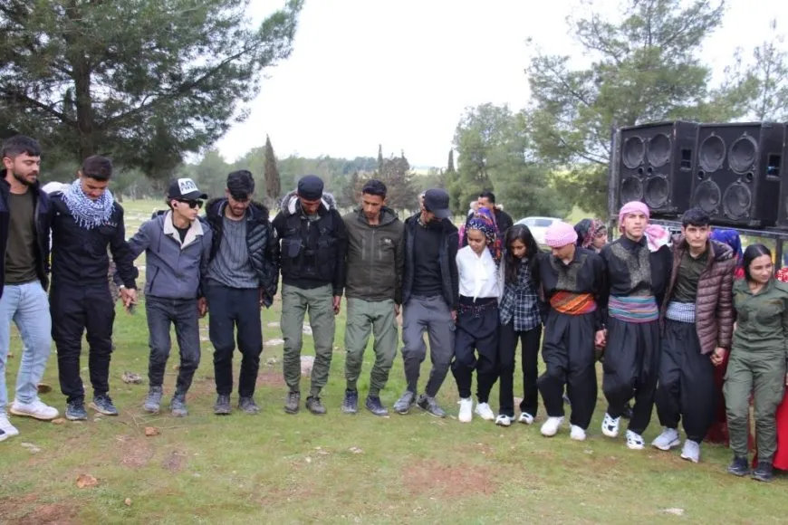 Pêkhateyên Minbicê Newroz pîroz kir