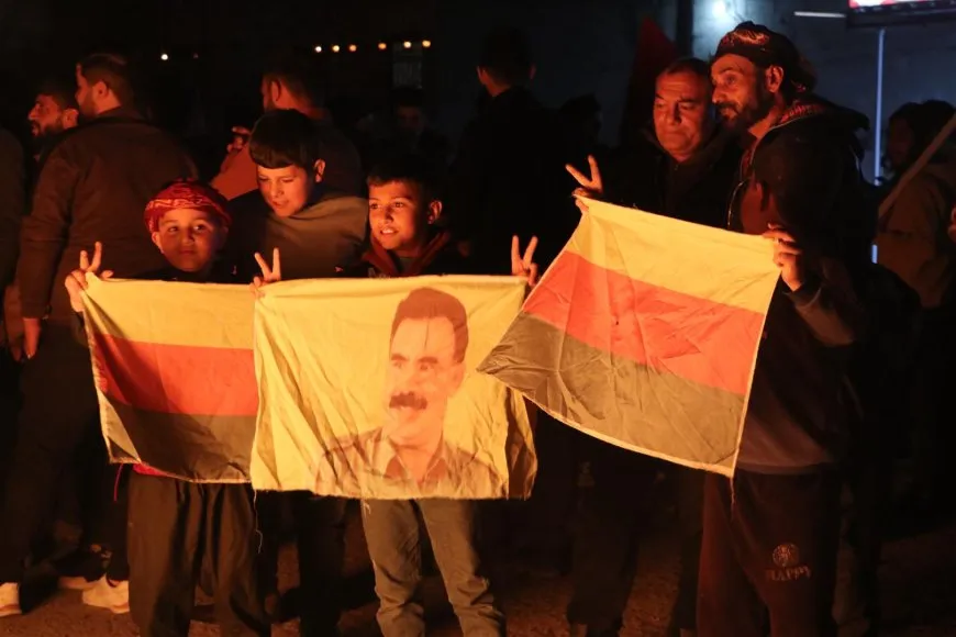 Ermeniyan agirê Newrozê pêxist