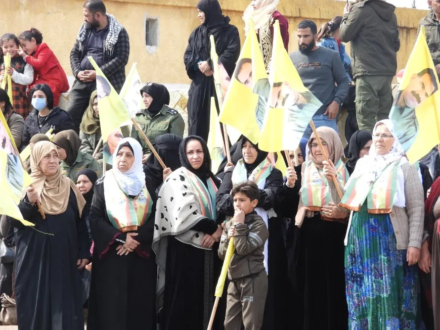 Şahiya Newroza Tebqayê bi dawî bû
