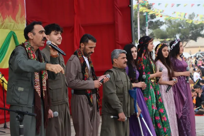 Pîrozbahiyên Newrozê bi dawî bûn