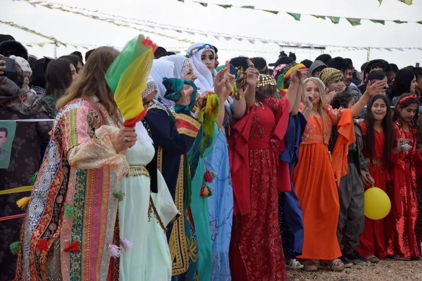 Pîrozbahiyên Newrozê bi dawî bûn