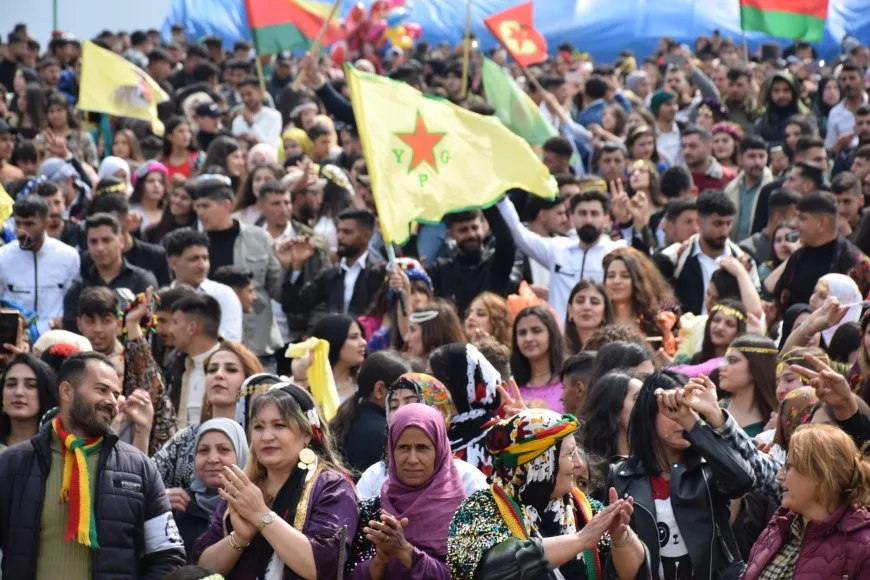 Pîrozbahiyên Newrozê bi dawî bûn