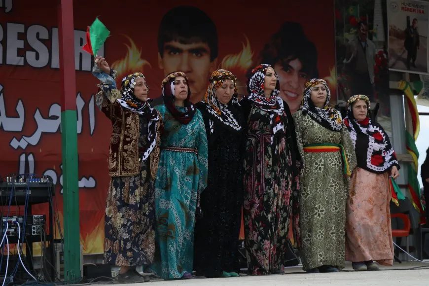 Pîrozbahiyên Newrozê bi dawî bûn