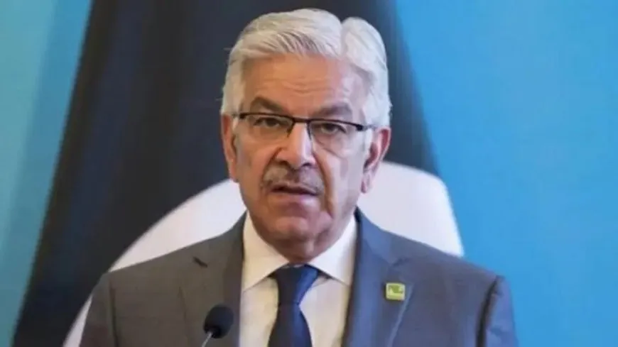 Wezîrê Parastinê yê Pakistanê gefa êrişkirina Efganistanê xwar