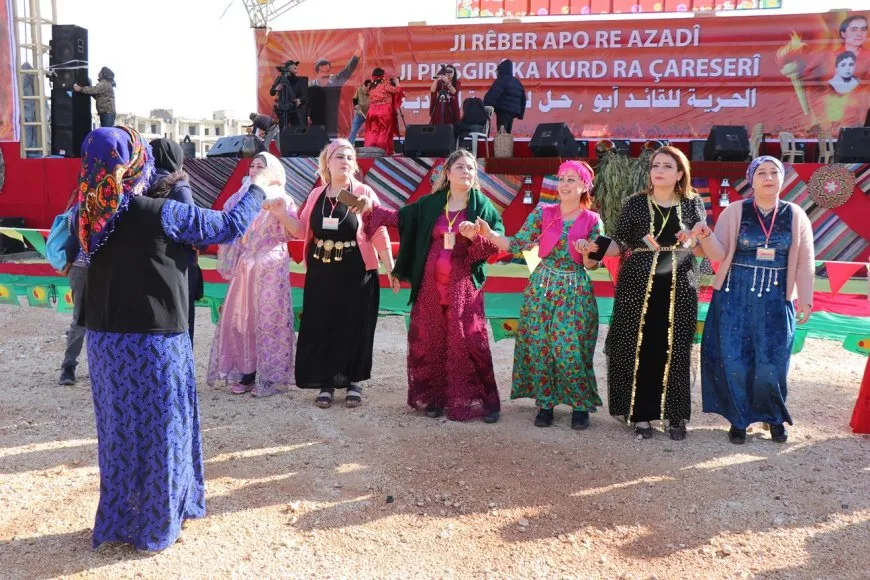 Şahiyên Newrozê li Kobanê û Helebê dest pê kir