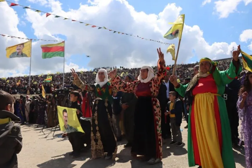 Ji Newroza Kobanê peyama "Têkoşîn wê bidome"