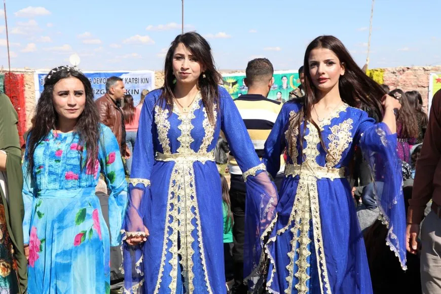 Newroza kantona Efrîn û Şehbayê bi dawî bû