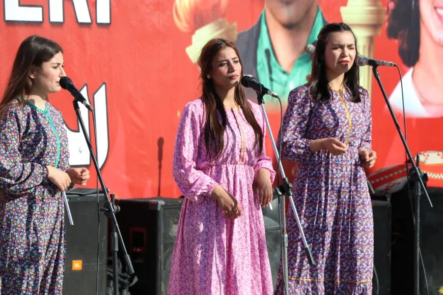 Newroza kantona Efrîn û Şehbayê bi dawî bû
