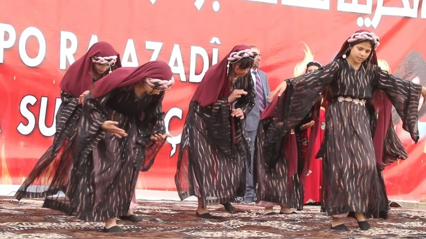 Xelkê Dêrazorê Newroz pîroz kir