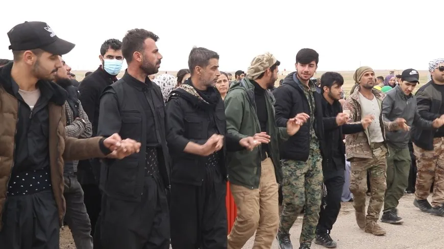 Xelkê Dêrazorê Newroz pîroz kir