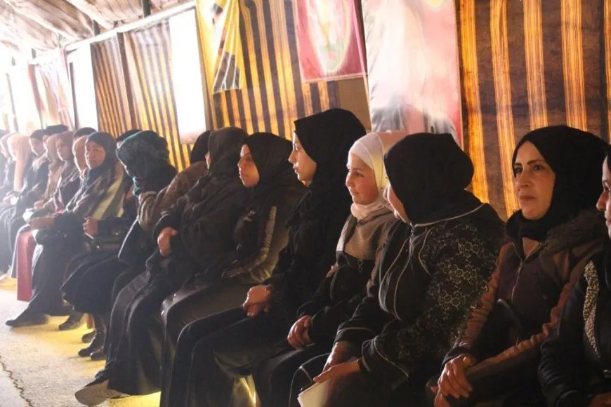Xelkê Minbicê sersaxî da malbata şehîd Mihemed El Casim