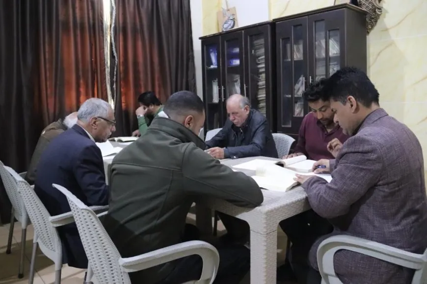 `Rêbertî pirsgirêkên li Rojhilata Navîn diyar dike û analîz dike`