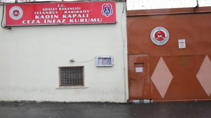 Gardiyanan êriş girtiyên siyasî yên li Girtîgeha Bakirkoyê kir