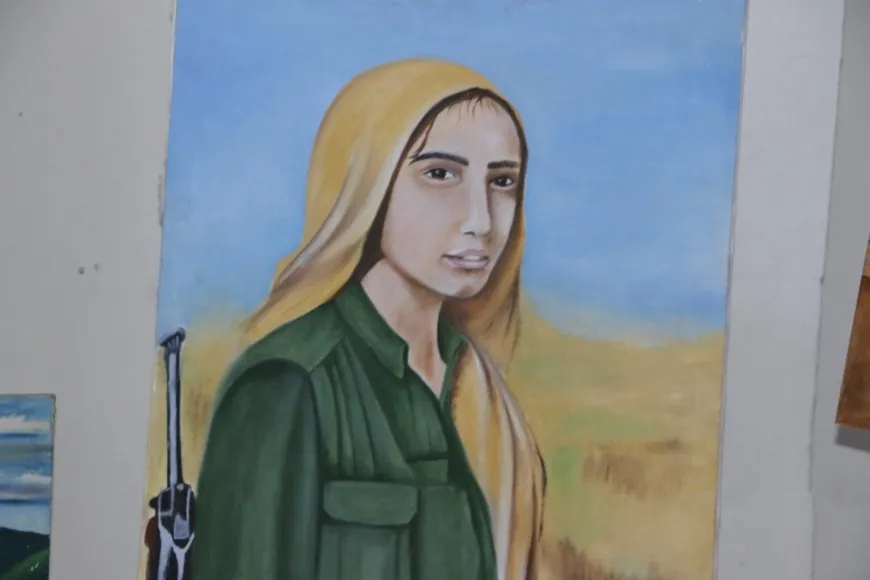 Li Helebê pêşangeha ‘Efrîn di dil de ye’