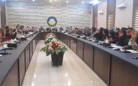Meclisa Gelan a Demokratîk bi boneya cejna Remezanê efûyek derxist
