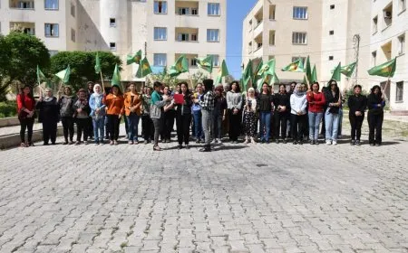 Êrişa duh a dewleta Tirk li Kobanê hate şermezarkirin