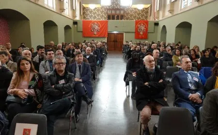 KNK’ê li dijî dagirkeriyê banga yekîtiya neteweyî kir