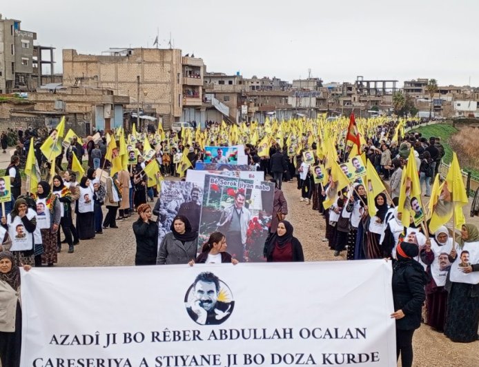 Şêniyên Reqa û Dêrazorê: Heta Rêber Abdullah Ocalan azad bibe em ê li qadan bin