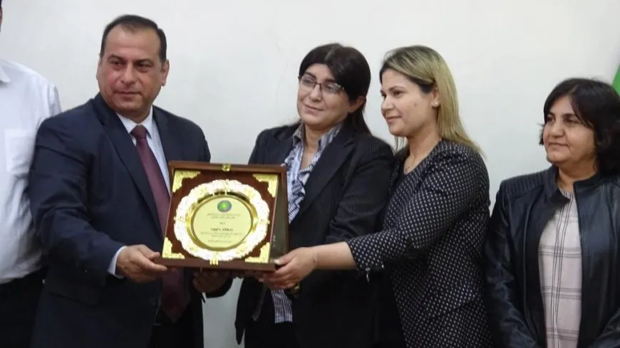Sekretera giştî ya berê ya Partiya Sûriyeya Pêşerojê hat xelatkirin