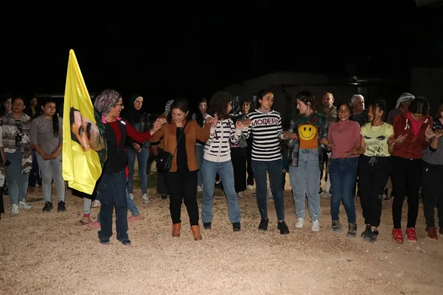 Li Herêma Bakur û Rojhilatê Sûriyeyê pîrozbahiyên serkeftina DEM Partî