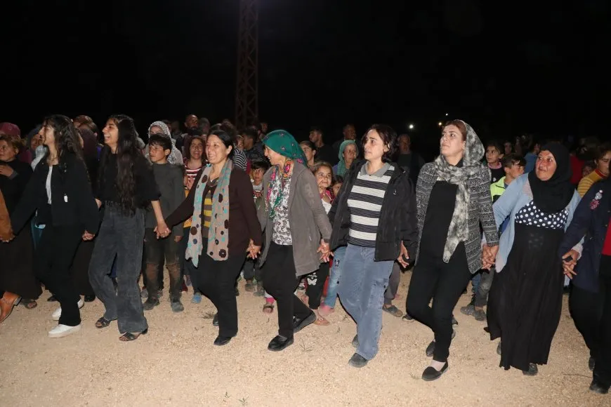 Li Herêma Bakur û Rojhilatê Sûriyeyê pîrozbahiyên serkeftina DEM Partî