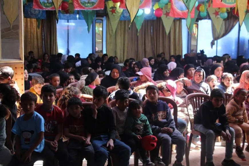 Bi boneya rojbûna Rêber Abdullah Ocalan çalakiyên hunerî
