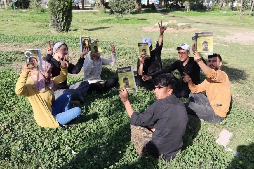 200 pirtûkên Rêber Abdullah Ocalan li Reqayê hatin belavkirin
