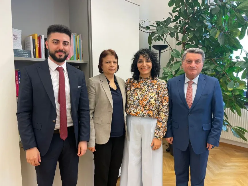 Şandeya Rêveberiya Xweser bi parlamentera Awisturyayê re hevdîtin kir
