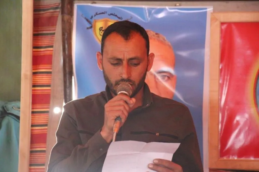Xelkê Minbicê sersaxî da malbata şehîd Hisên El Îbrahîm